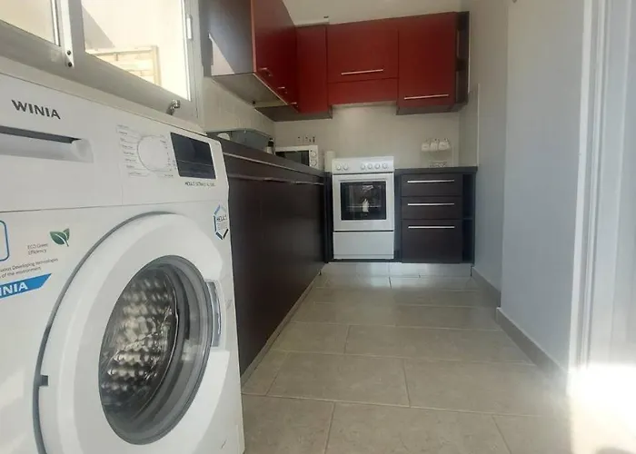 アパート 1 Bedroom Lux ラルナカ